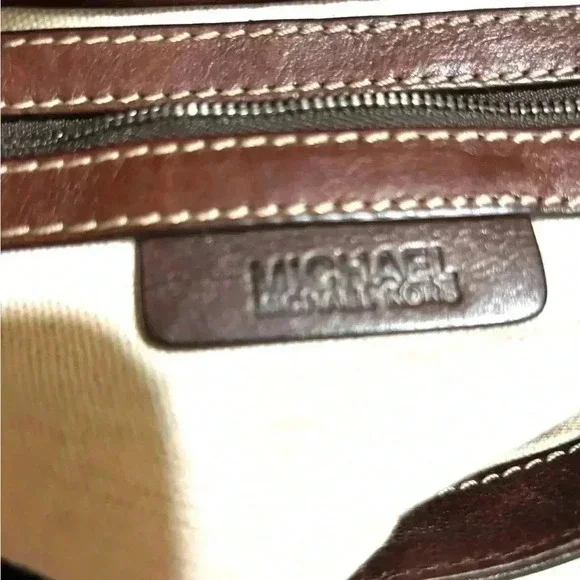 Michael Kors brown leather shoulder handbag - Picture 7 of 10